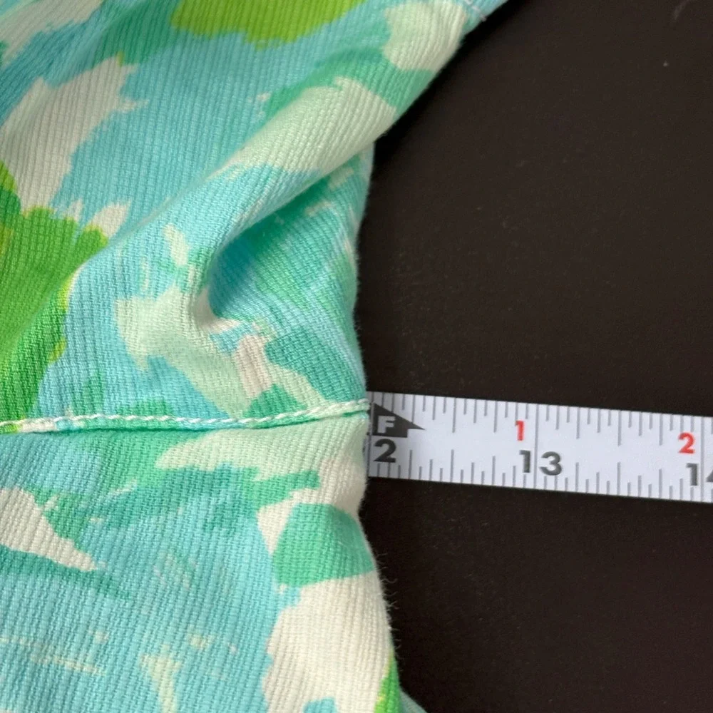 Lilly Pulitzer Womens Callahan Short 10 Blue Green Floral Rose Print 5" Inseam - Picture 9 of 12